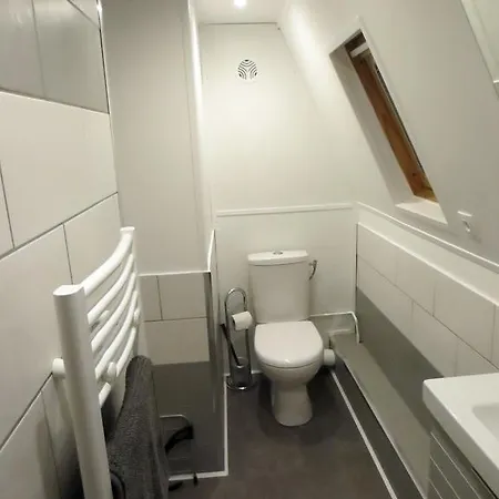 Mezzanine En Centre-ville, Proche Casino Et *